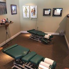 Chiropractic treatment bay