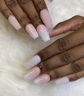 A beautiful Medium full set of acrylic nails, by HoneyBNailzz.