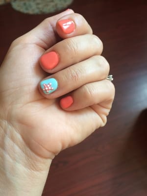 Great job on my beachy starfish manicure!