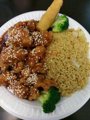 Sesame chicken with a Spring Roll