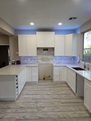 Full Kitchen Remodel ( White Shaker  w/ Vinyl Flooring )