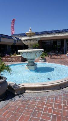 Water Fountain - El Camino Plaza