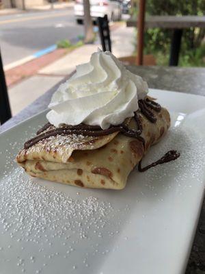 Nutella banana crepe. Yum!