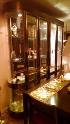 Vintage brass and glass Mastercraft vitrine