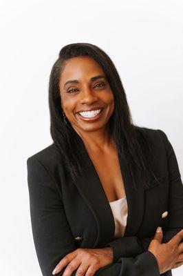 Marya has been an accomplished real estate professional for over 15 years.