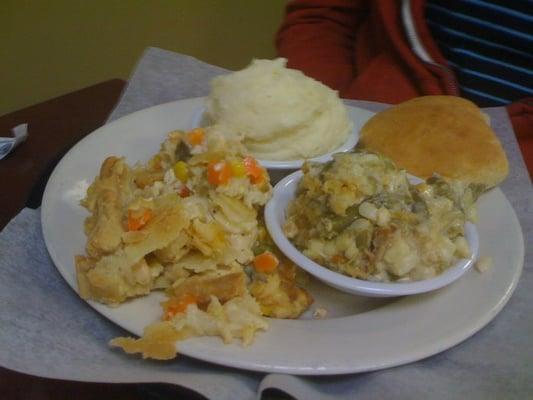 chicken pot pie (slightly mutilated by my appetite - couldn't resist digging in before taking the pic)