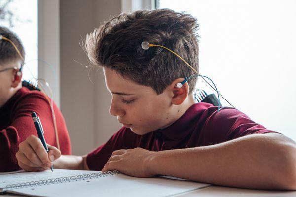 Neurofeedback improves motivation and focus. Great for children, teens, and adults.