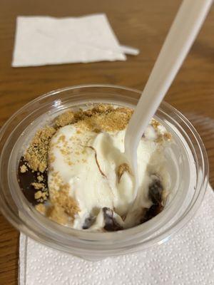 S'mores sundae