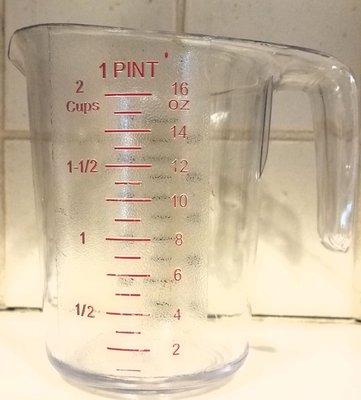 one pint measuring cup