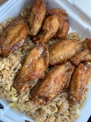 Spicy wings with fried rice