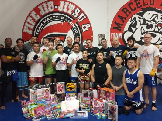 Toys fir kids this Christmas  great support from our master Saohin Srisuk  and kru Shawn