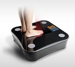 Our state-of-the-art 3D FootLevelers orthotics scanner