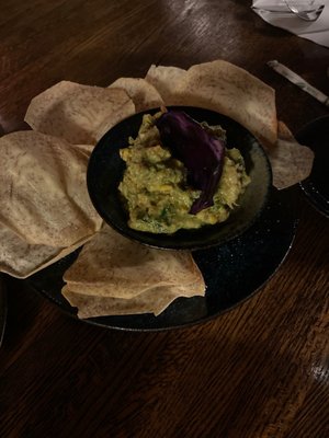 Guacamole and malanga chips.