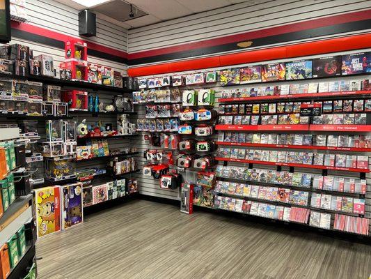 Gamestop Store 2500