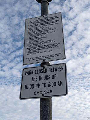 Park closed between 10 PM and 6 AM