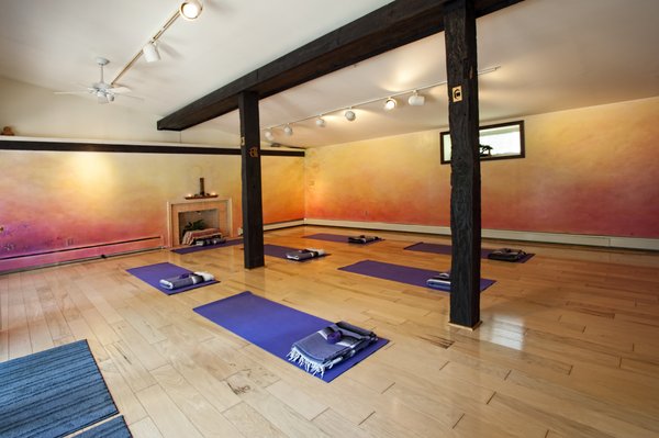 SHREE YOGA STUDIOS