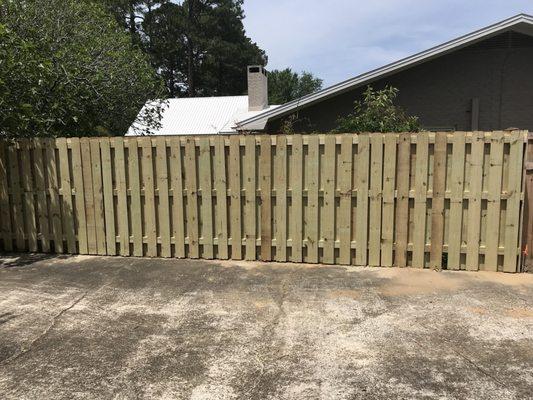 Dixie Fence Co Inc