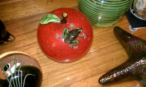 Frog on Apple.