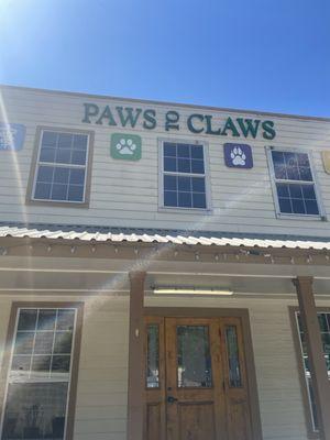 Paws To Claws Veterinary Care