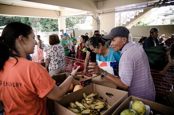 Weekly feeding program in Wahiawa