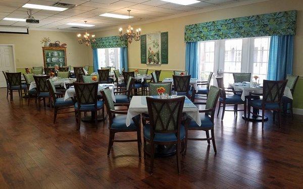 Senior living facility dining room