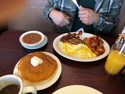 Hungry Man breakfast