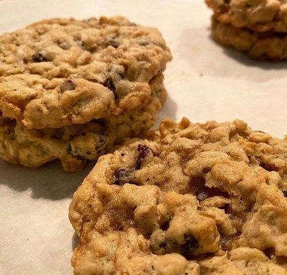 Oatmeal Raisin Cookies