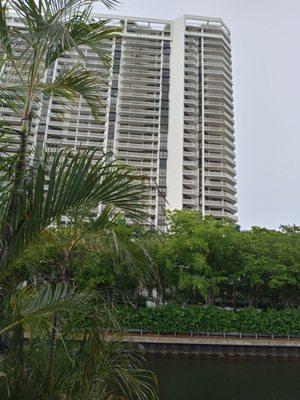 7000 Island Blvd Condominium Association