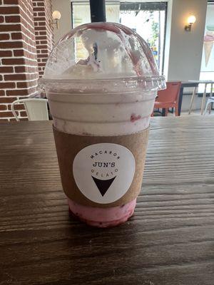 Vanilla Strawberry Gelato Latte