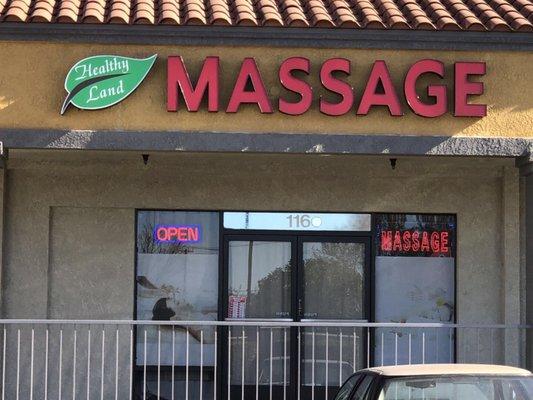 Nice and clean massage Great profession massage 100% recommend!!