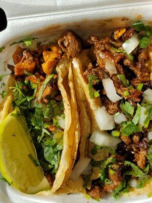 tacos de pollo y asada