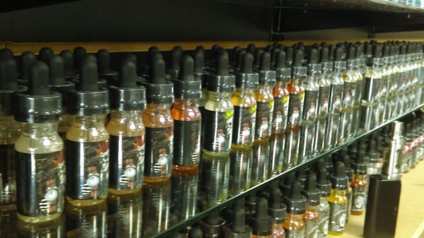 Lots of E-liquid to choose from!