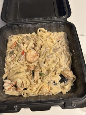 Runny "take home" Olive-Garden style pasta....