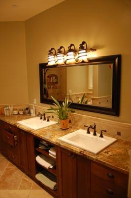 granite and travertine master bath