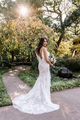 beautiful light for a bridal portrait at the Outdoor Art Club