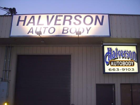 SHOP SIGN