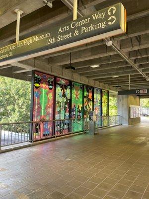 MARTA - Arts Center Station