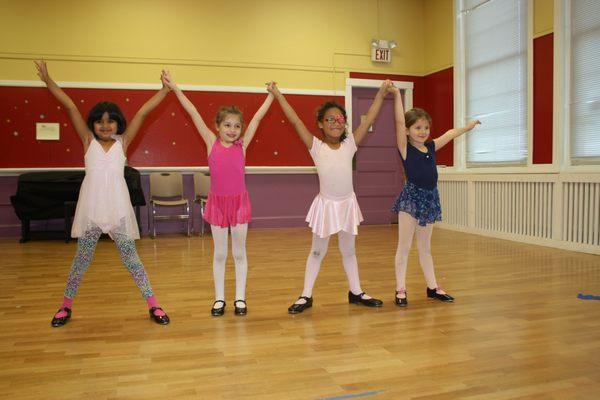 Ballet & Tap for ages 4-6