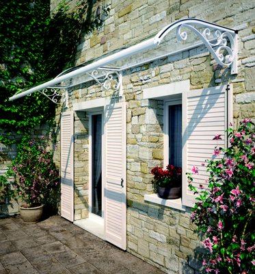 The Era Awning features classic design combined with durability and ease of installation.