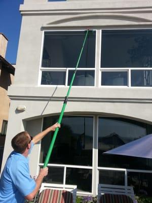 Using a water-fed pole for higher windows