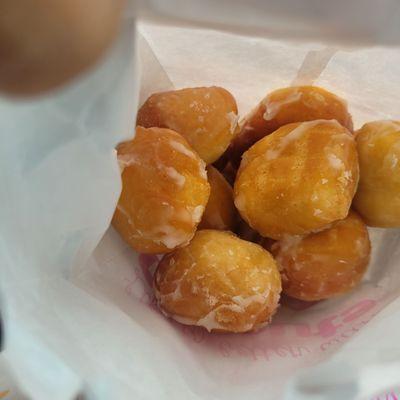 Glazed donut holes