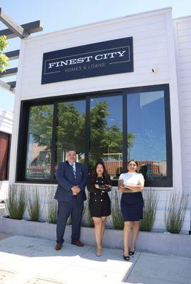 Your lifestyle mortgage team in front of their new office located in the central location of downtown Chula Vista!