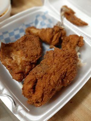 Fried chicken pieces