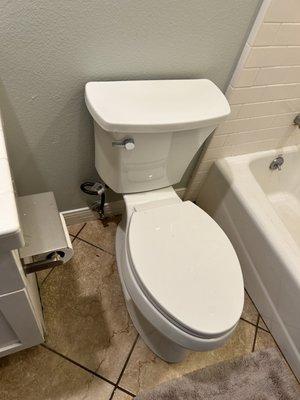 Kohler elongated toilet