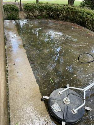 Before and after of a Dirty patio