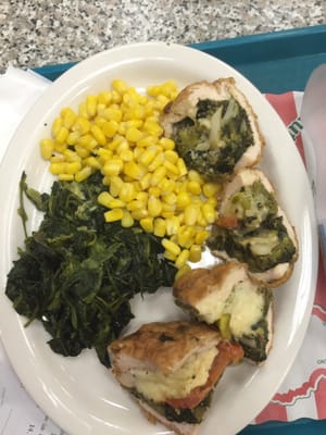 Stuffed chicken, spinach and corn