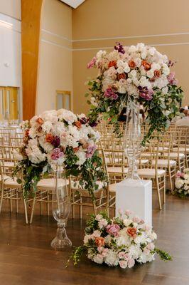 Real Life Wedding - Ceremony Entrance Florals @ River View @ Occoquan VA