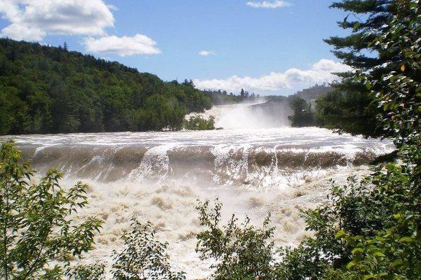 Largest Waterfalls East of Niagara Falls