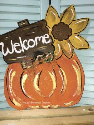 welcome fall pumpkin sign Price: 20.00