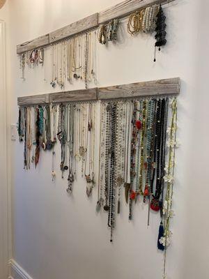 Jewelry organizing